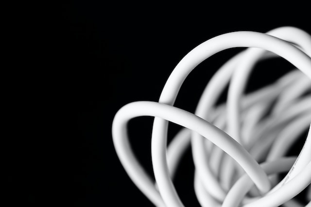 What color wire is positive or negative?