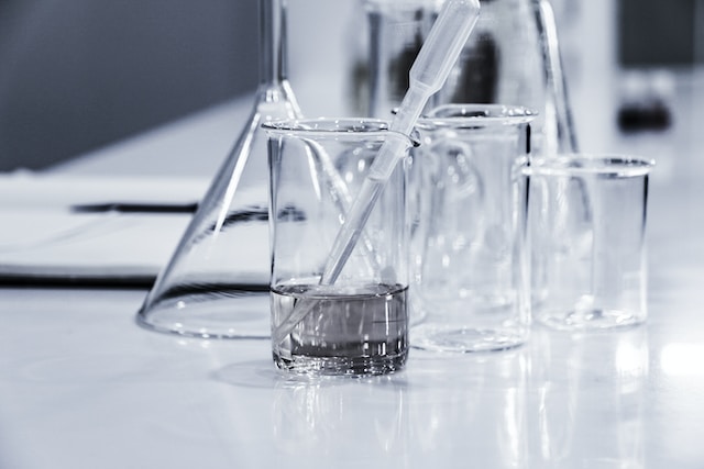 Is it ok to put hydrogen peroxide in a humidifier?