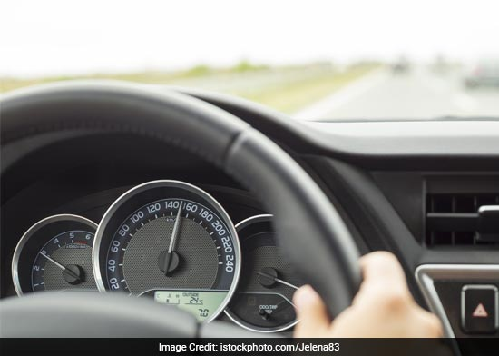 What is the safest speed in traffic?
