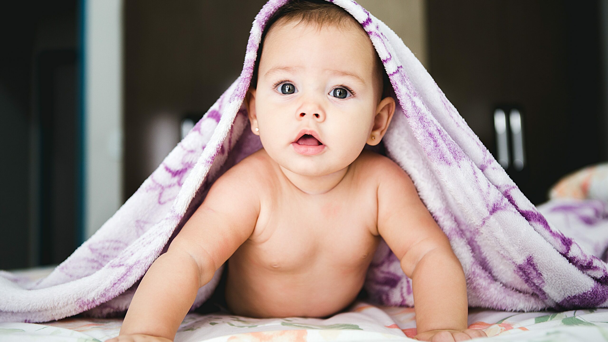 What does baby looking between legs mean