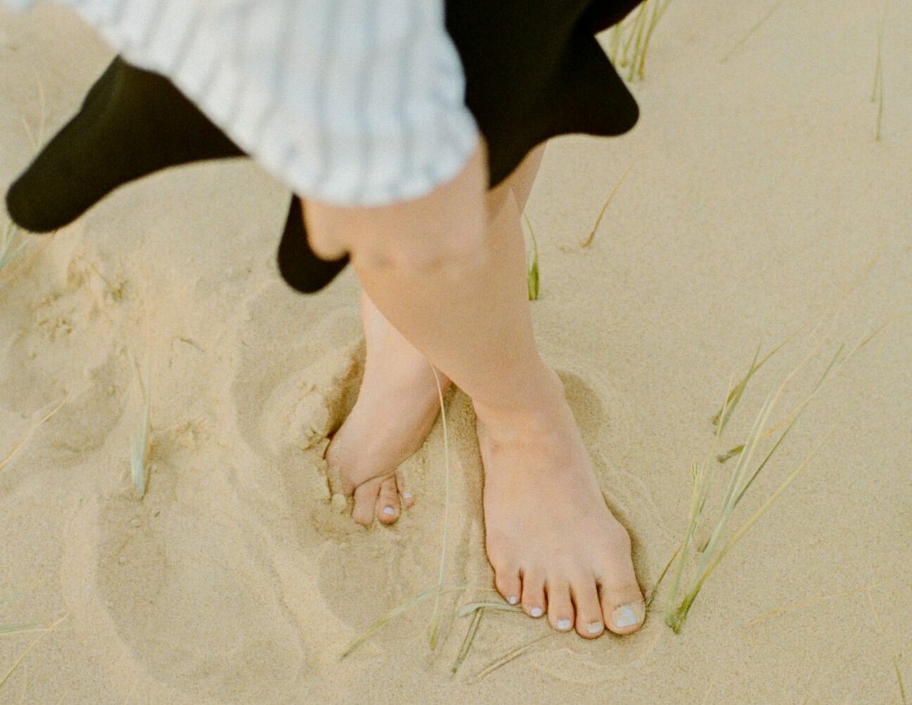 How do you lift an ingrown toenail with dental floss? Gek Buzz