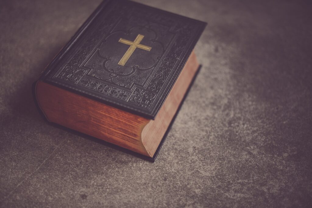 Where in the bible does it say no tattoos or piercings