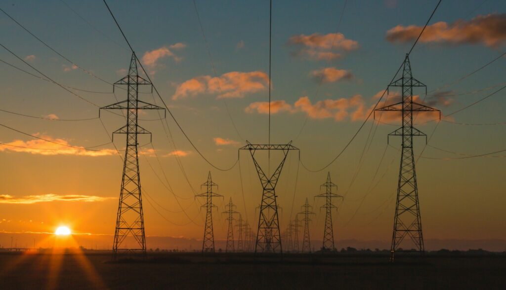How many watts do you need to power a house
