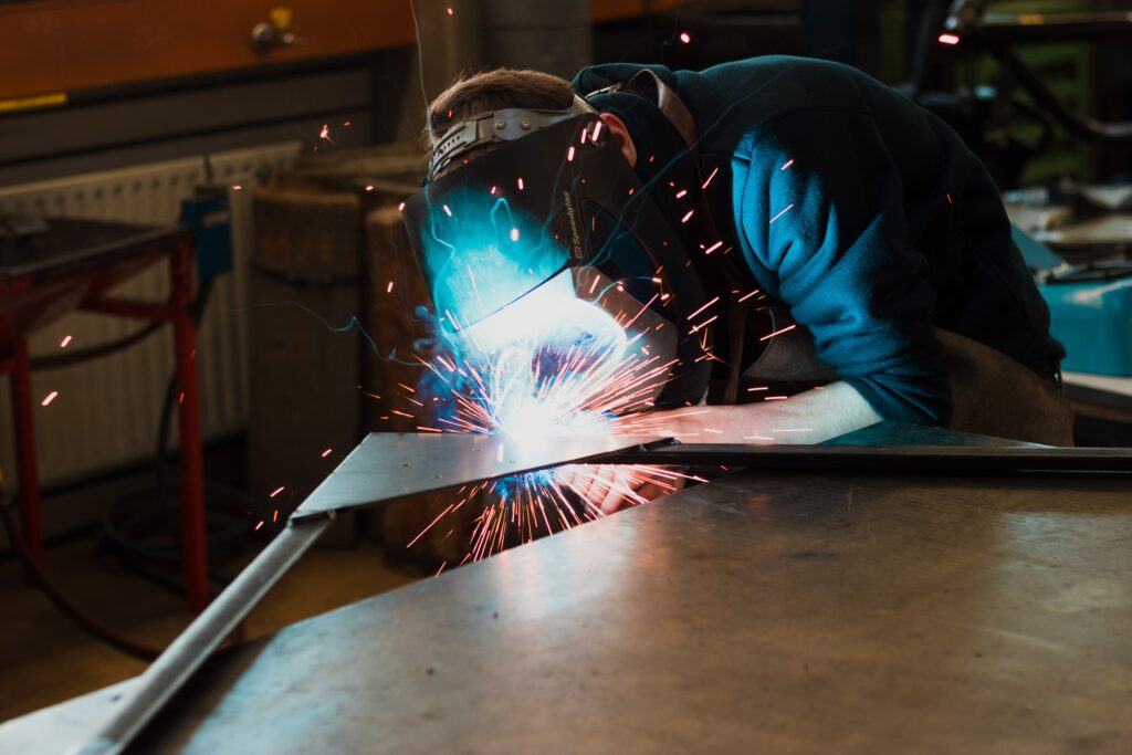 What are 5 blue collar jobs