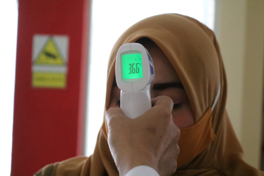 Does sweating mean fever is breaking?