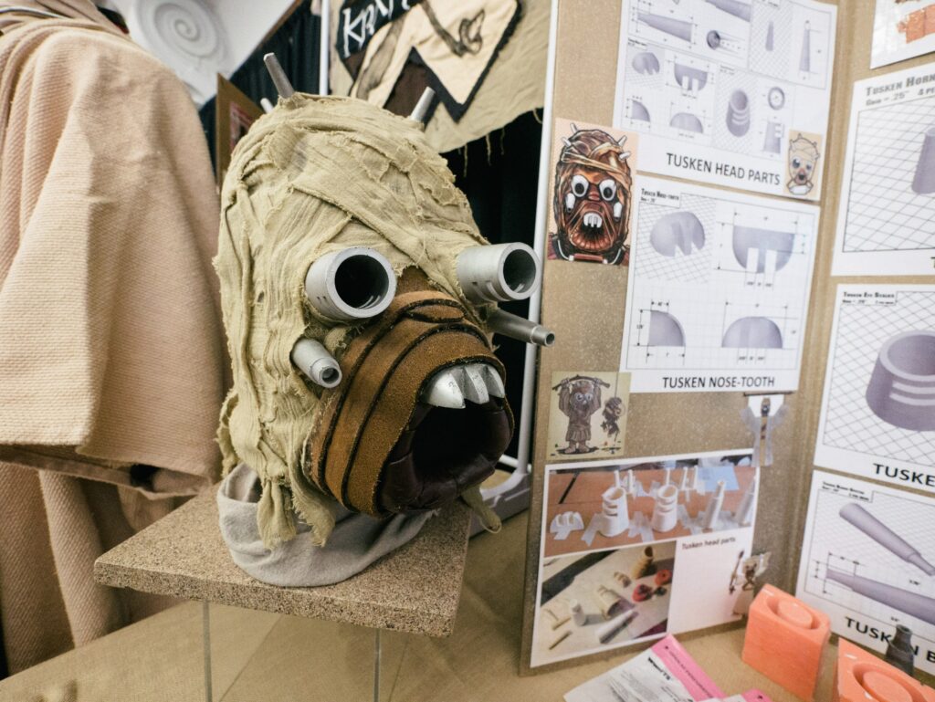 What does a tusken look like without mask
