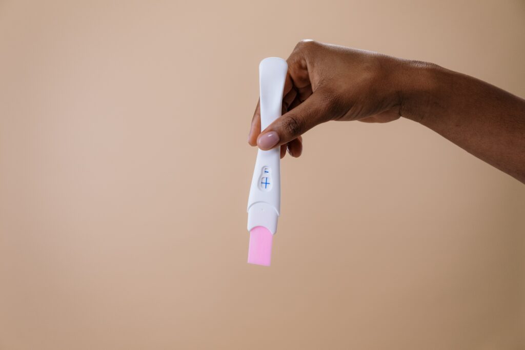 How dark should a pregnancy test line be