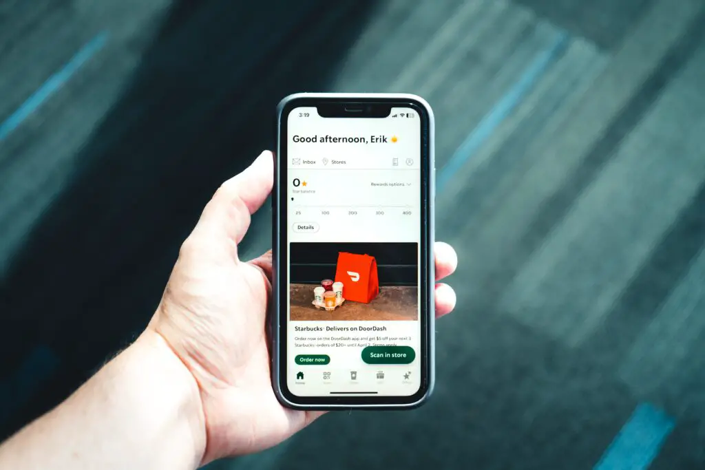 Is it better to upgrade your phone in store or online
