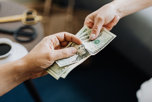 How much is 18 an hour 40 hours a week biweekly pay?