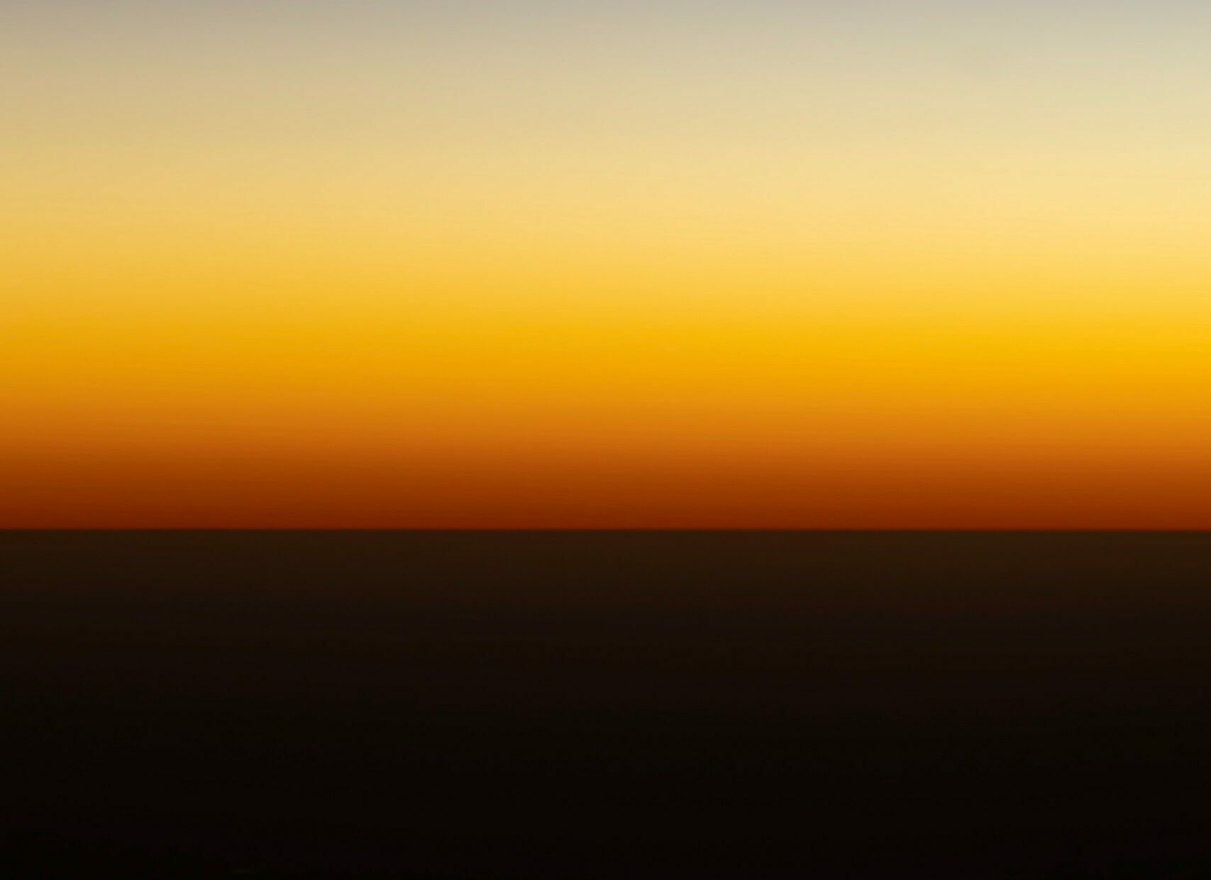 Why did the sky turn yellow? Gek Buzz