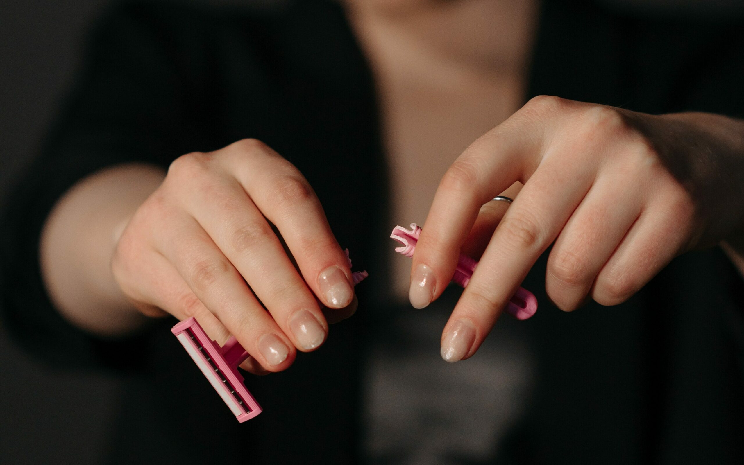 How do you trim female pubic hair? Gek Buzz