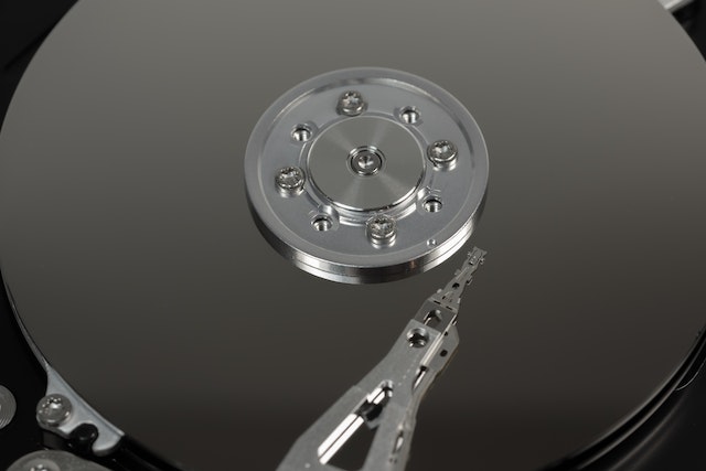 hard drive rails