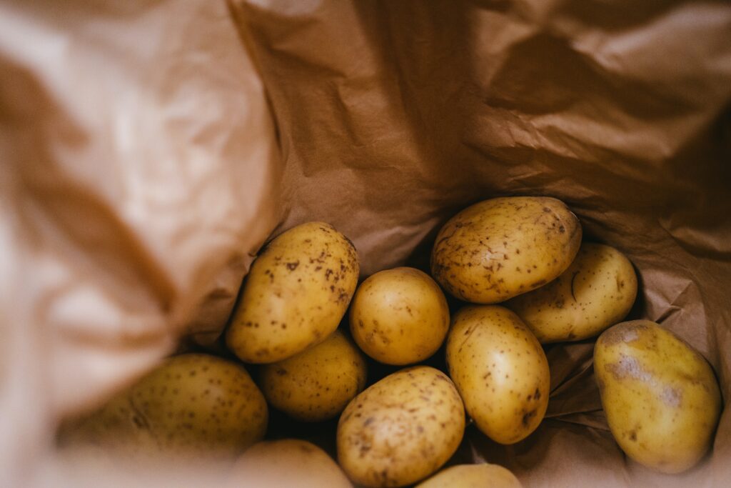 How long to bake yukon gold potatoes at 350