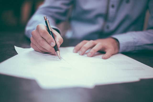 Do you give two weeks notice on Friday or Monday?