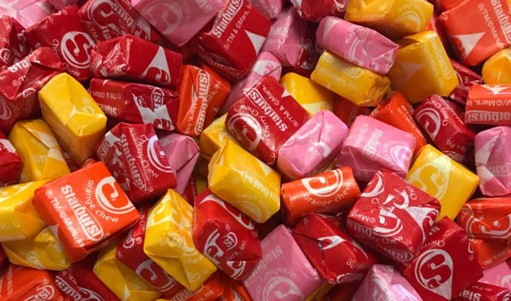 What are the ingredients in starburst 2023