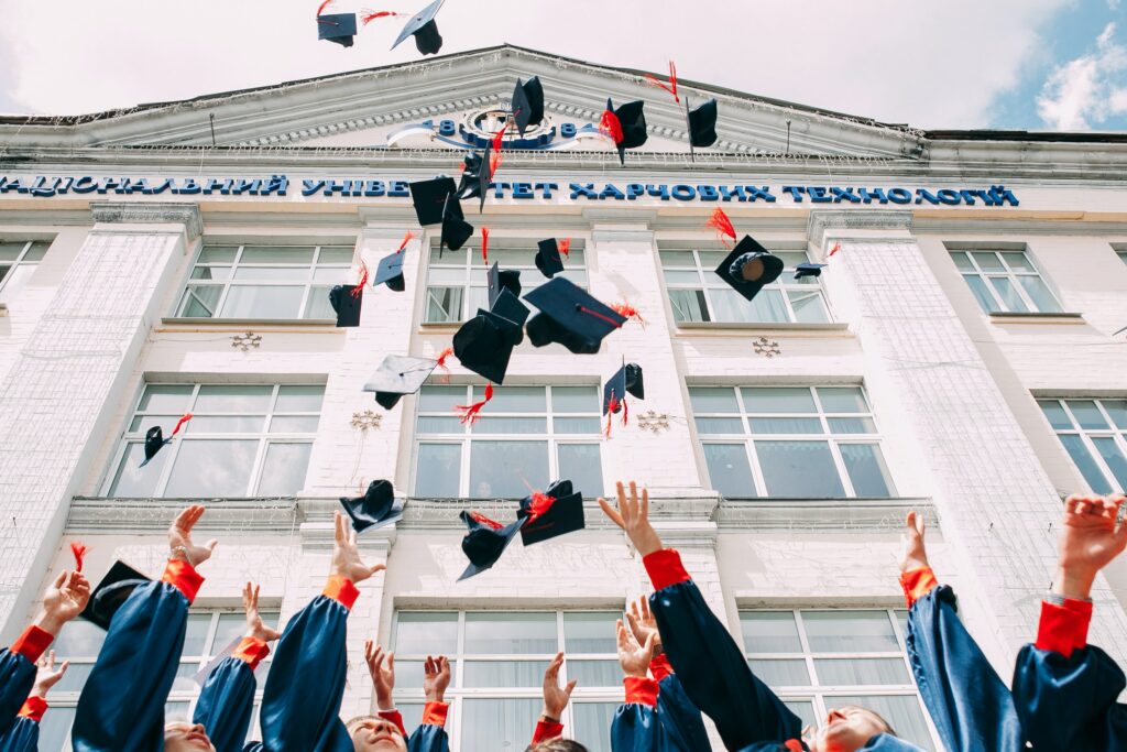 Is a 3 4 gpa good in college?